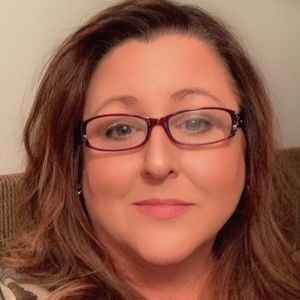 Meet your Posher, Leslie